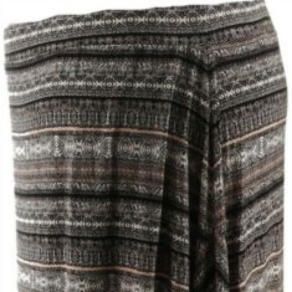 NWT LISA RINNA SHARK BITE HEM MIDI SKIRT 3X - Picture 4 of 10